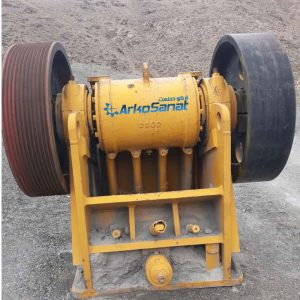فروش دستگاه سنگ شکن فکی آمریکایی 60*90 بسیار کم کارکرده بدوم دینام و شاسی با قیمت مناسب | شرکت آرکو صنعت